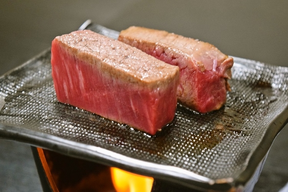 【2食付き】国産和牛を堪能しよう！米沢牛ステーキと焼肉がセットになった肉好き必見プランです。